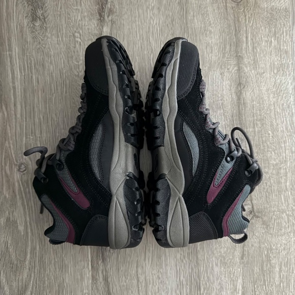 Northside Women’s Black & Purple Pioneer Waterproof Hiking Boot Size 6 - Picture 6 of 13